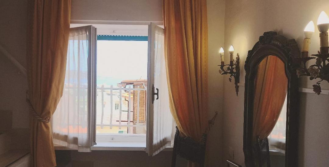 Dimora Bellavista,Garage Privato,Due Piani Apartment Sanremo Ngoại thất bức ảnh